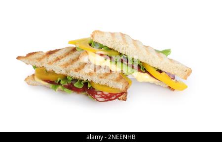 Leckere Sandwiches mit Salami isoliert auf Weiß Stockfoto