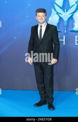 Andy Serkis fotografierte am DIENSTAG, den 6. Dezember 2022 im AVATAR: THE WAY OF WATER World Premiere am Odeon Luxe Leicester Square in London, Großbritannien. Bild von Julie Edwards Stockfoto