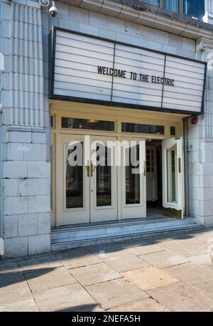 Eintritt zum Electric Cinema auf der Portobello Road, einem der ältesten aktiven Kinos in Großbritannien. London, England, Großbritannien Stockfoto