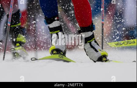 Oberhof, Deutschland. 16. Februar 2023. Biathlon: Weltmeisterschaft, Individual Relay, Gemischt. Lou Jeanmonnot aus Frankreich auf der Rennstrecke. Kredit: Hendrik Schmidt/dpa/Alamy Live News Stockfoto