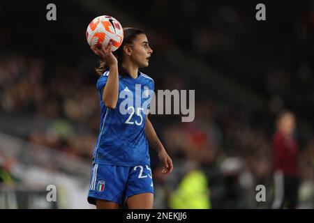 Stadium MK, Milton Keynes, Großbritannien. 16. Februar 2023. Arnold Clark Cup Fußball, Italien gegen Belgien; Benedetta Orsi von Italien Kredit: Action Plus Sports/Alamy Live News Stockfoto