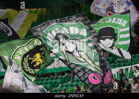 Lissabon, Portugal. 16. Februar 2023. Sportfans beim Play-off 1. Leg UEFA Europa League Fußballspiel zwischen Sporting CP und FC Midtjylland im Estadio Jose Alvalade. Endergebnis: Sporting CP 1:1 FC Midtjylland (Foto: Bruno de Carvalho/SOPA Images/Sipa USA) Gutschrift: SIPA USA/Alamy Live News Stockfoto