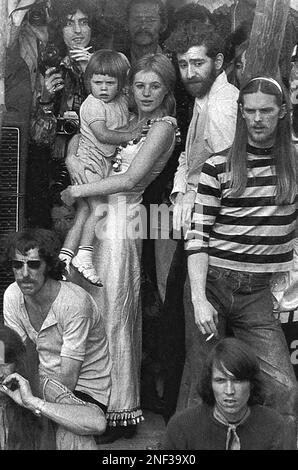 Marianne Faithfull (Holding Son Nicholas) 1969 Stockfoto