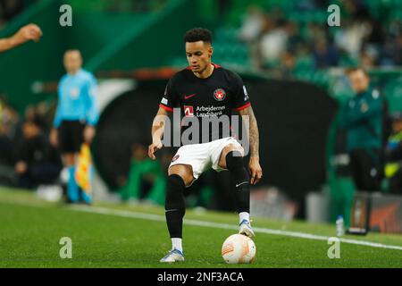 Lissabon, Portugal. 16. Februar 2023. Paulinho (Midtjylland) Fußball : UEFA Europa League Knock-out Spiel 1. Spielbeine zwischen dem Sporting Clube de Portugal 1-1 FC Midtjylland im Estadio Jose Alvalade in Lissabon, Portugal . Kredit: Mutsu Kawamori/AFLO/Alamy Live News Stockfoto