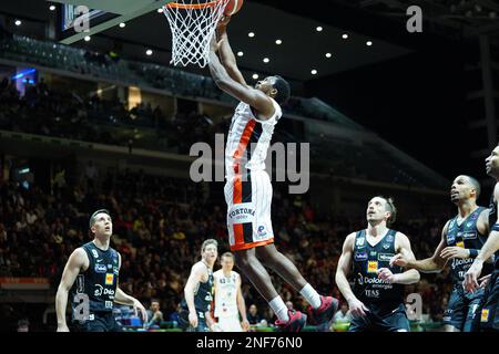 PalaAlpitour, Turin, Italien, 16. Februar 2023, Semaj Christon (BERTRAM YACHTEN DERTHONA TORTONA) während der Finale der letzten acht Viertel - Derthona Torto Stockfoto