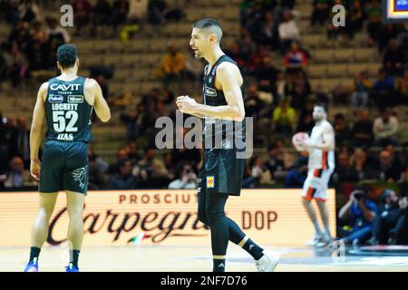 PalaAlpitour, Turin, Italien, 16. Februar 2023, Diego Flaccadori (DOLOMITI ENERGIA TRENTINO) bei den Finalen der letzten acht Viertel – Derthona Tortona V Stockfoto