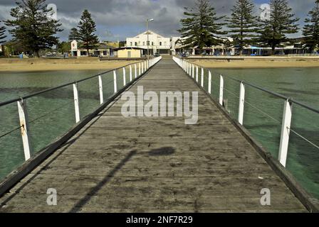 Pier im Fischerdorf Port Lincoln, Eyre Peninsula, Südaustralien Stockfoto