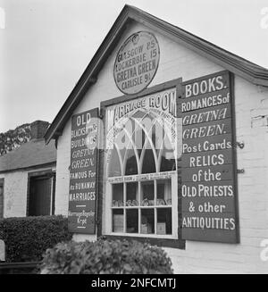 Willem van de Poll - das ist der berühmte Old Blacksmith Shop and Marriage Room - 1930 Stockfoto