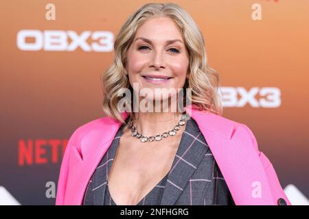 WESTWOOD, LOS ANGELES, KALIFORNIEN, USA - FEBRUAR 16 2023: Elizabeth Mitchell trifft am 16. Februar 3 auf der Los Angeles Premiere von Netflix's „Outer Banks“ im Regency Village Theatre in Westwood, Los Angeles, Kalifornien, USA ein. (Foto von Xavier Collin/Image Press Agency) Stockfoto