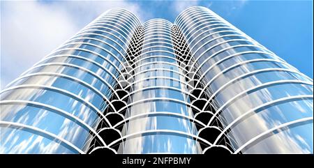 Blick von unten auf das moderne Büro mit runden Glaswänden, die den atemberaubenden blauen bewölkten Himmel reflektieren. 3D-Rendering. Stockfoto