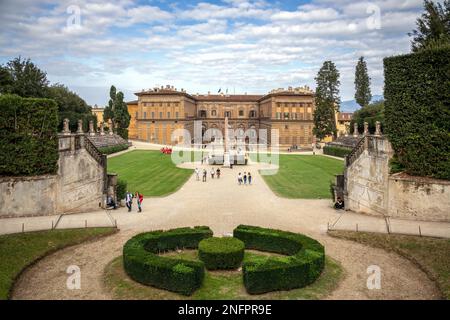 Florenz, Toskana/Italien - Oktober 20: Blick auf die Boboli Gärten des Palazzo Pitti in Florenz am 20. Oktober 2019. Nicht identifizierte Personen Stockfoto