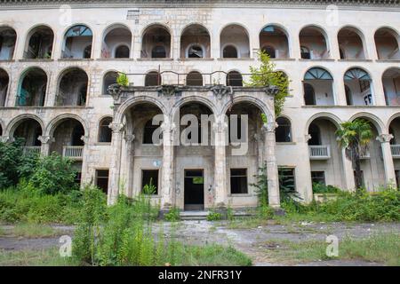 Ruinen eines gepflanzten Gebäudes in Georgia Stockfoto