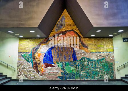 Neapel Kampanien Italien. Kunstwerk an der U-Bahn Station Stockfoto