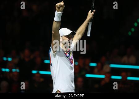 Rotterdam, Niederlande. 17. Februar 2023. Grigor Dimitrov aus Bulgarien nach seinem Spiel gegen Alex De Minaur aus Australien während der ABN Amro Open 2023, ATP 500 Tennis Turnier am 17. Februar 2023 in Rotterdam, Niederlande - Foto: Laurent Lairys / DPPI/LiveMedia Credit: Independent Photo Agency/Alamy Live News Stockfoto