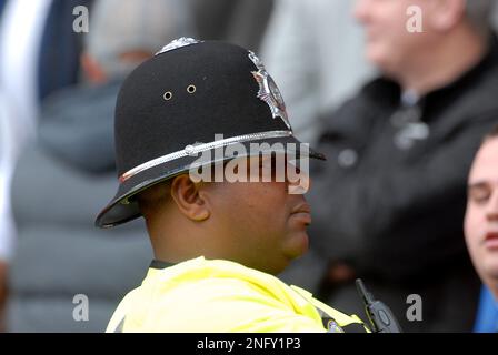 West Midlands Polizeibeamter, Footballspiel West Bromwich Albion gegen Wolverhampton Wanderers 16/10/2011 Stockfoto