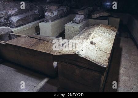 Untergrund der Kirche des Heiligen Lazarus mit Grab des Heiligen Lazaurus in der Altstadt von Larnaca, Zypern Inselland Stockfoto