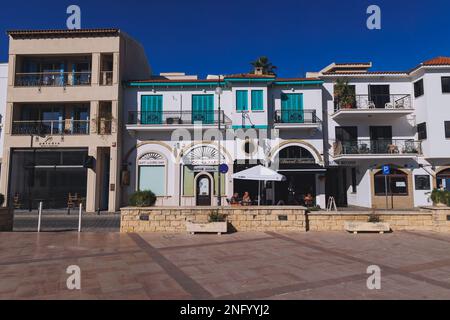 Gebäude auf dem Saint Lazarus Platz in Larnaca, Zypern Inselland Stockfoto