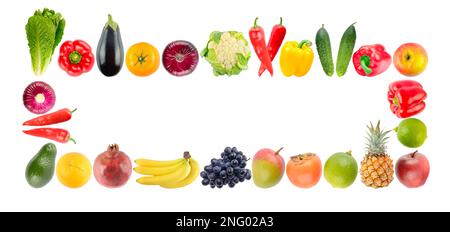 Rahmen aus mehrfarbigem Gemüse und Obst isoliert auf weißem Hintergrund. Stockfoto