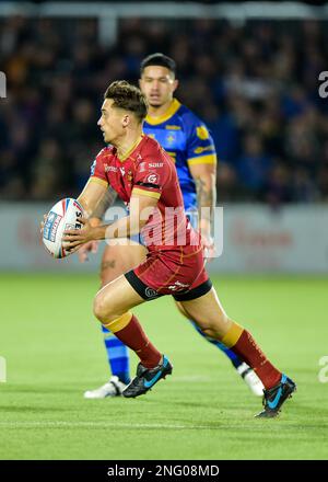 Wakefield, Großbritannien. 17. Februar 2023. Arthur Mourgue of Catalan Dragons Wakefield Trinity V Catalan Dragons, at the Bell Vue, Wakefield, West Yorkshire, Großbritannien, am 17. Februar 2023 Photo Credit Craig Cresswell Photography Credit: Craig Cresswell/Alamy Live News Stockfoto