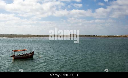 Landschaft von Oualidia, einem Dorf an Marokkos Atlantikküste in der Region Casablanca-Settat und an der Grenze von Merrakch-Asfi. Stockfoto