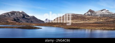 CUL Beag, Stac Pollaidh, cUL Mor und Lochan an AIS Stockfoto