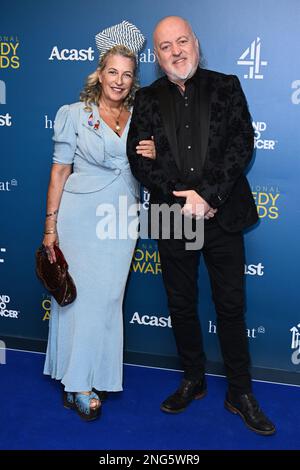 London, Großbritannien. London, Großbritannien. 17. Februar 2023 Kristin Bailey und Bill Bailey, die an den National Comedy Awards für Stand Up to Cancer im Roundhouse in London teilnahmen. Foto: Freitag, 17. Februar 2023. Das Foto sollte lauten: Matt Crossick/Empics/Alamy Live News Stockfoto