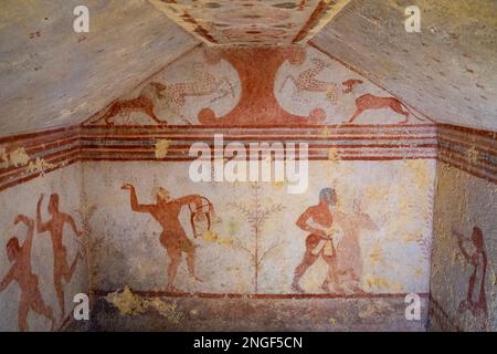 Grab von Baccanti. Monterozzi necropolis, Tarquinia, Viterbo, Latium, Italien, Europa. Stockfoto