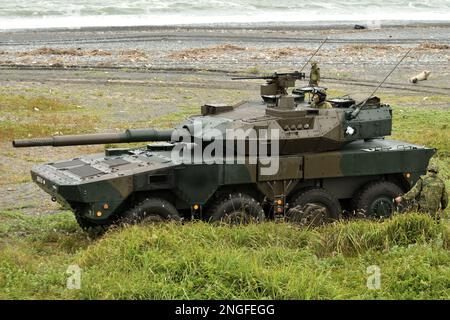 Präfektur Shizuoka, Japan - 07. Juli 2018: Mobiles Kampffahrzeug der japanischen Selbstverteidigungskräfte vom Typ 16. Stockfoto