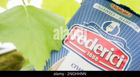 Pasta Federici. Federici (La Spiga Food Srl) ist ein italienisches Unternehmen, das getrocknete Teigwaren, Mehl und andere damit verbundene Lebensmittel herstellt. Stockfoto