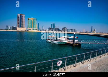 Skyline von Manama vom Persischen Golf. Das Königreich Bahrain Stockfoto