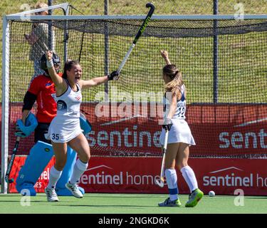 Wellington, Neuseeland. 18. Februar 2023. Newtown Saane Carls (16 USA) feiert das Tor beim internationalen Hockeyspiel zwischen den USA und Neuseeland im National Hockey Stadium in Wellington, Neuseeland (Joe Serci - SPP). Kredit: SPP Sport Press Photo. Alamy Live News Stockfoto