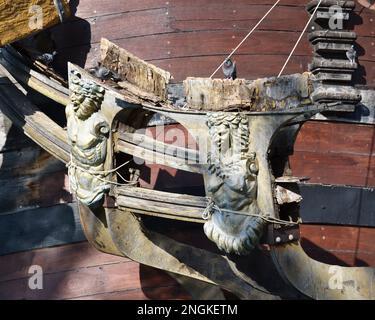 Details des Schiffes Galeone Neptune, das 1985 für Roman Polanskis Film Pirates.Genua, Italien, gebaut wurde Stockfoto