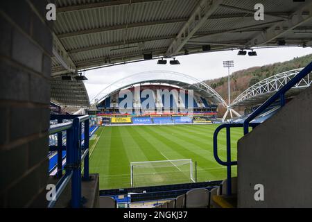 Huddersfield, Großbritannien. 18. Februar 2023. Allgemeiner Überblick vor dem Sky Bet Championship-Spiel Huddersfield Town vs Birmingham City im John Smith's Stadium, Huddersfield, Großbritannien, 18. Februar 2023 (Foto von Ben Roberts/News Images) in Huddersfield, Großbritannien, am 2./18. Februar 2023. (Foto: Ben Roberts/News Images/Sipa USA) Guthaben: SIPA USA/Alamy Live News Stockfoto