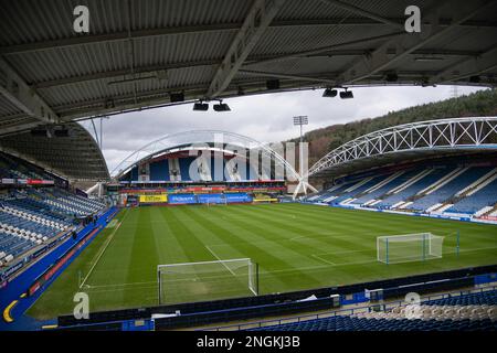 Huddersfield, Großbritannien. 18. Februar 2023. Allgemeiner Überblick vor dem Sky Bet Championship-Spiel Huddersfield Town vs Birmingham City im John Smith's Stadium, Huddersfield, Großbritannien, 18. Februar 2023 (Foto von Ben Roberts/News Images) in Huddersfield, Großbritannien, am 2./18. Februar 2023. (Foto: Ben Roberts/News Images/Sipa USA) Guthaben: SIPA USA/Alamy Live News Stockfoto