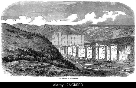 Das Tal von Inkermann (oder Inkerman), Krim im 19. Jahrhundert. Sie war es, die Schlacht von Inkerman während des Krimkrieges am 5. November 1854 zwischen den alliierten Armeen Großbritanniens und Frankreichs gegen die kaiserliche russische Armee geführt wurde. Schwarzweiß-Illustration Stockfoto