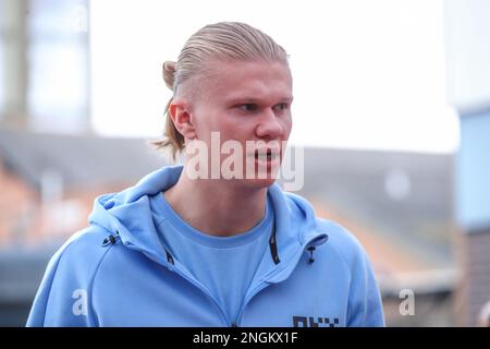 Nottingham, Großbritannien. 18. Februar 2023. Erling Håland #9 of Manchester City erreicht City Ground während des Premier League-Spiels Nottingham Forest vs Manchester City am City Ground, Nottingham, Großbritannien, 18. Februar 2023 (Foto von Gareth Evans/News Images) in Nottingham, Großbritannien, am 2./18. Februar 2023. (Foto: Gareth Evans/News Images/Sipa USA) Guthaben: SIPA USA/Alamy Live News Stockfoto
