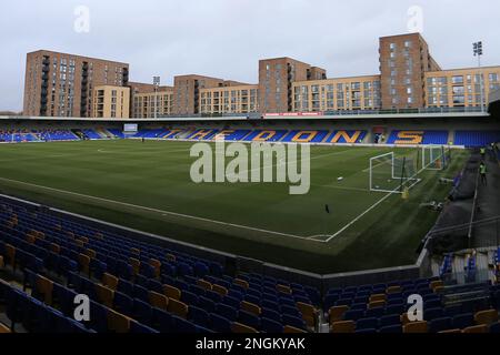 London, Großbritannien. 18. Februar 2023. Ein allgemeiner Blick auf das Stadion während des EFL Sky Bet League 2-Spiels zwischen AFC Wimbledon und Hartlepool United in Plough Lane, London, England, am 18. Februar 2023. Foto von Carlton Myrie. Nur redaktionelle Verwendung, Lizenz für kommerzielle Verwendung erforderlich. Keine Verwendung bei Wetten, Spielen oder Veröffentlichungen von Clubs/Ligen/Spielern. Kredit: UK Sports Pics Ltd/Alamy Live News Stockfoto