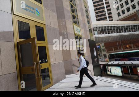 Hauptsitz von Standard Chartered in Central. 26APR21. SCMP/Sam Tsang Stockfoto