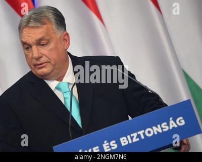 Budapest, Ungarn, 18. Februar 2023 hält Viktor Orban (Ministerpräsident Ungarns) seine Jahresbewertungsrede, nachdem die ungarische Inspiration auf 25,4 % angestiegen war, Balint SZENTGALLAY / Alamy Live News Stockfoto