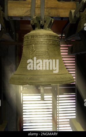 Glocke der Kirche St. Nikolaus Stockfoto