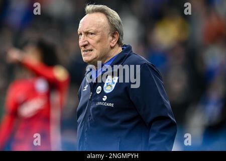 Huddersfield, Großbritannien. 18. Februar 2023. Huddersfield Town Manager Neil Warnock während des Sky Bet Championship-Spiels Huddersfield Town vs Birmingham City im John Smith's Stadium, Huddersfield, Großbritannien, 18. Februar 2023 (Foto von Ben Roberts/News Images) in Huddersfield, Großbritannien, am 2.18.2023. (Foto: Ben Roberts/News Images/Sipa USA) Guthaben: SIPA USA/Alamy Live News Stockfoto