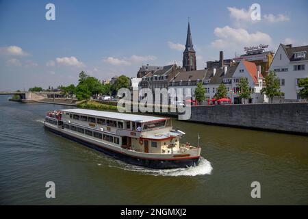 Ausflugsboot auf der Mause, Maastricht, Limburg Provinz, Holland Stockfoto