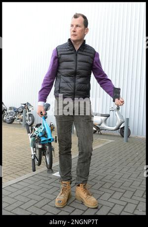 Bild ©lizenziert für Parsons Media. 29/03/2016. London, Vereinigtes Königreich. Brompton Cycles Factory. Brompton-Fahrrad. Brompton-Fahrräder werden in der Brompton-Bike-Fabrik in West London hergestellt. Will Butler-Adams CEO von Brompton Bikes in der Brompton Bikes Fabrik in West London. Bild von Andrew Parsons/Parsons Media Stockfoto