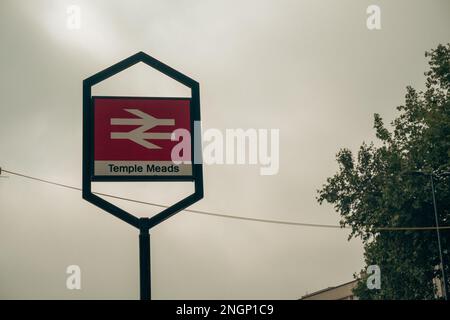 Bristol Temple Meads Eisenbahnschild Stockfoto