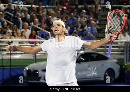 Februar 18 - Delray Beach: Taylor Fritz (USA) besiegt Mackenzie McDonald (USA) und tritt in das Finale der Delray Beach Open 2023 im Delray Beach Tennis Center ein. Kredit: Andrew Patron/MediaPunch Stockfoto