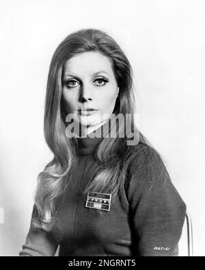 CATHERINE SCHELL in MOON ZERO TWO (1969), Regie: ROY WARD BAKER. Kredit: HAMMER/WARNER BROTHERS/Album Stockfoto