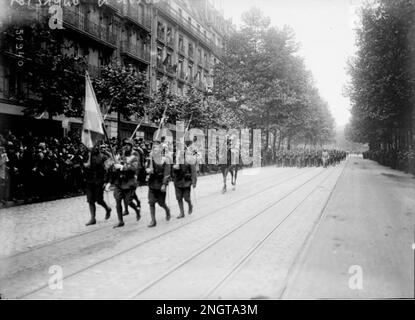 Teilnahme griechischer Truppen an der Parade zum Bastille-Tag am 14. Juli 1918 Stockfoto