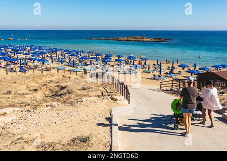 Fig Tree Beach und Fig Tree Bay Islet im Protaras Resort im Famagusta District, Zypern Inselland Stockfoto