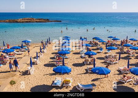 Fig Tree Beach und Fig Tree Bay Islet im Protaras Resort im Famagusta District, Zypern Inselland Stockfoto