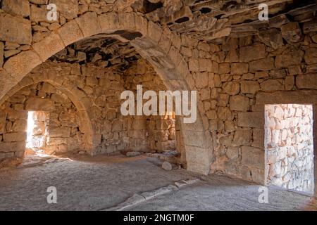 Die Kammer von T. E. Lawrence im Wüstenschloss Qasr al-Azraq, Jordanien. Kredit: MLBARIONA/Alamy Stock Photo Stockfoto